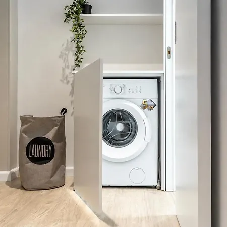 Apartament Modern Cozy Near New Bazaar *